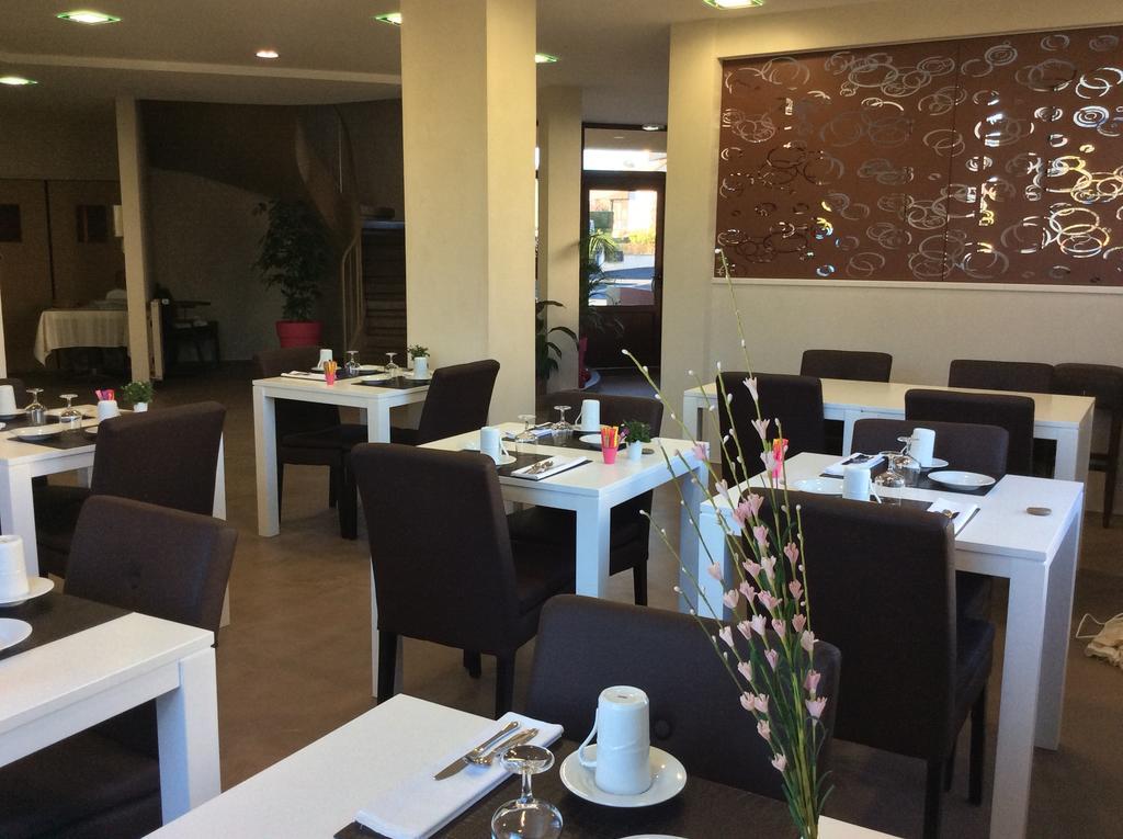 Hotel Bel Horizon Saint-Chély-dʼApcher Екстериор снимка