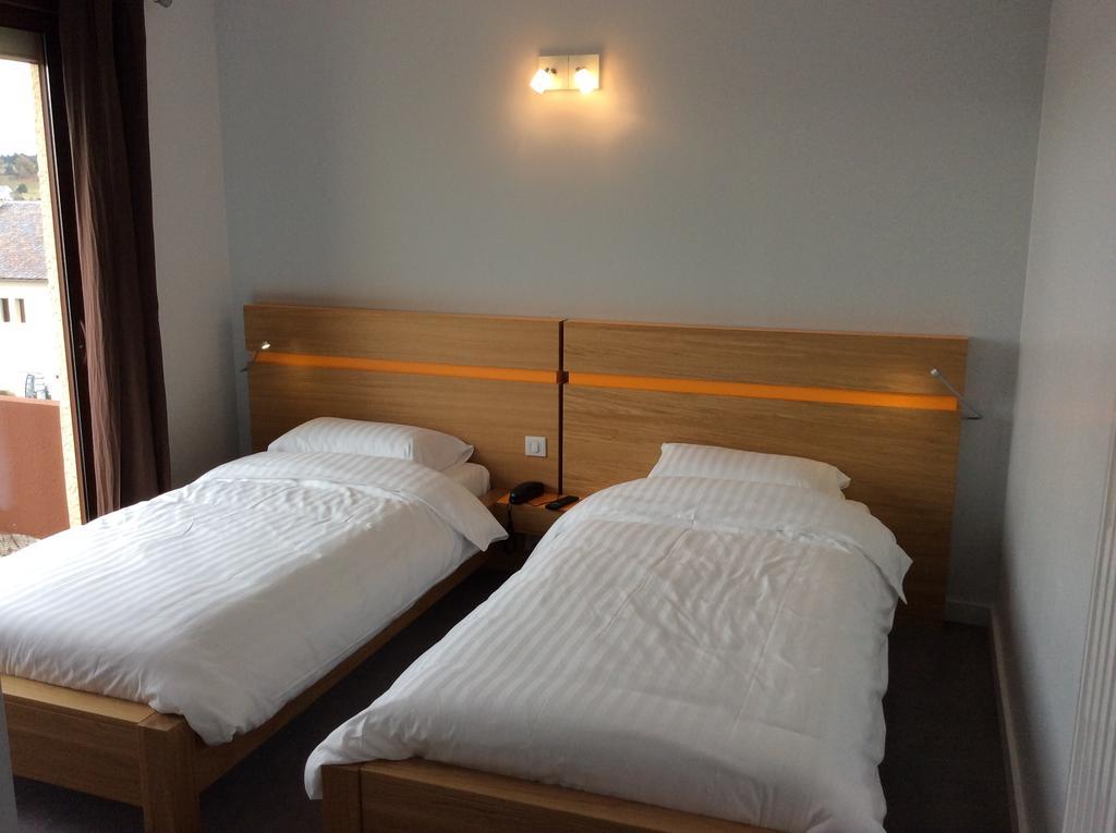 Hotel Bel Horizon Saint-Chély-dʼApcher Стая снимка